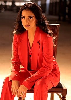 Sarah Khan